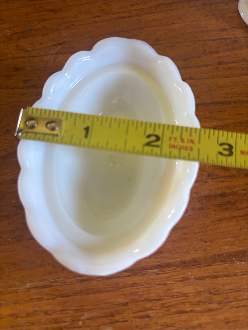 Vintage Westmoreland marked opalescent milk glass Hen-On-Nest trinket dish - Picture 10 of 12